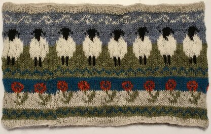 Spring Sheep Snood