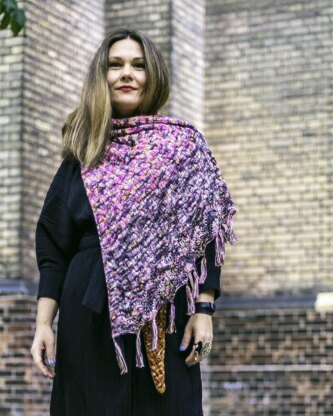 Fade Side to Side Triangle Shawl - Confluence