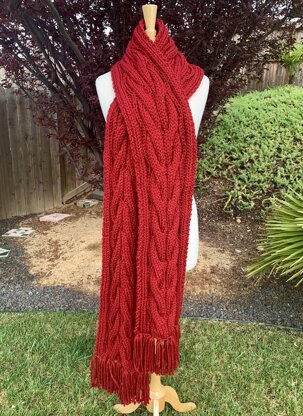 Chunky Cable Knit Fringed Scarf