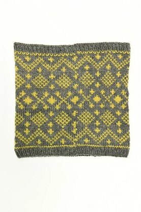 Two Color Fair Isle Cowl in Cascade ReVive - W824 - Downloadable PDF