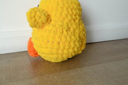 Chubby duck amigurumi