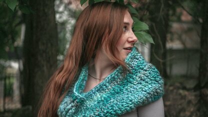 Ice Drop Cowl