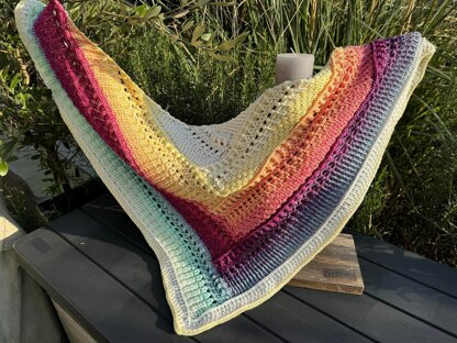 Triangular Scarf "Valeria"