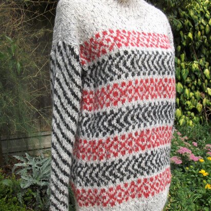 Scandinavian Inspired Split Hem Colourwork Sweater
