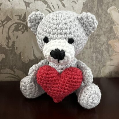 Bear with Love Heart