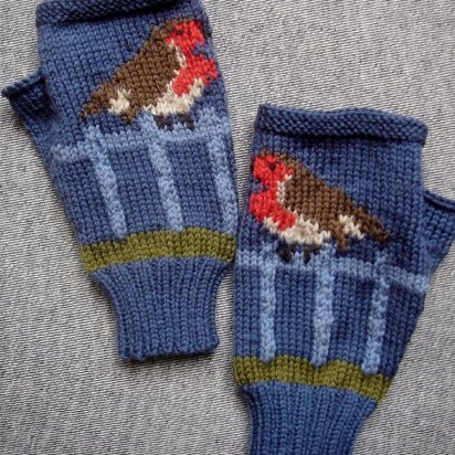 Robin on a Fence fingerless gloves/mitts - knitting pattern