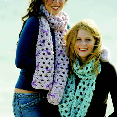 Scarf and Mittens in Twilleys Freedom Wool - 9055