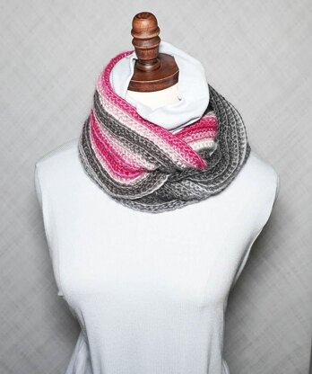 Color Burst Cowl