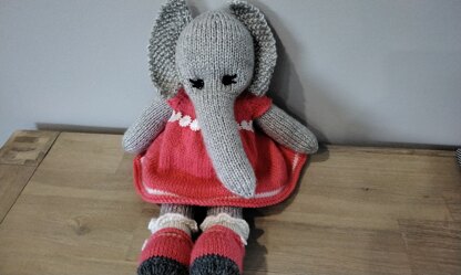 Wee elephant