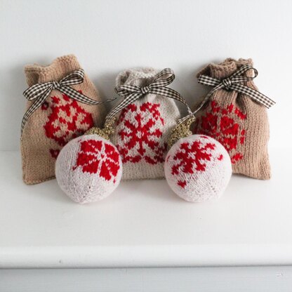 Gift Bags & Baubles