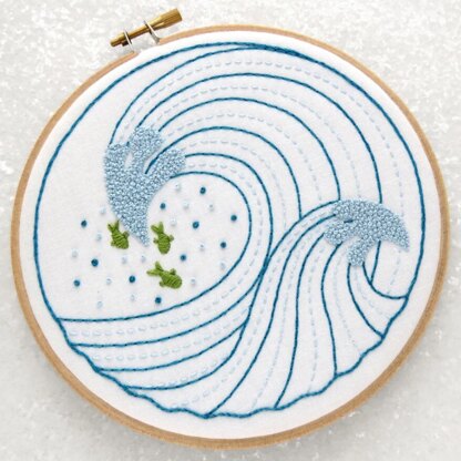 Ohsewbootiful Ocean Wave Printed Embroidery Kit - 6 x 6in / 15 x 15cm