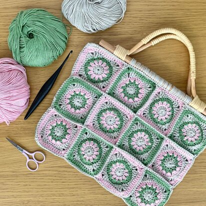 Running Rings Granny Square Bag