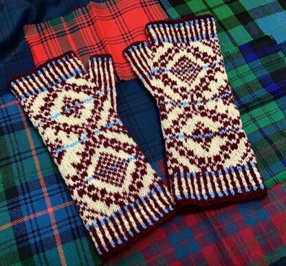 Pembrokeshire Fingerless Gloves