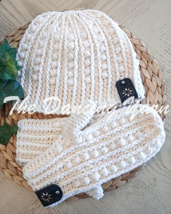 Pebbles in the Stream Mittens