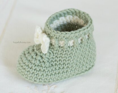 Mint Macaroon Baby Booties