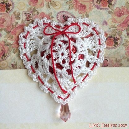 Valentine's Victorian Heart Paperweight: Reds Collection