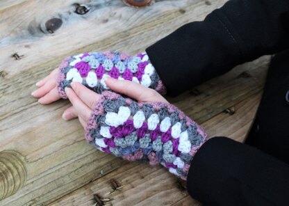 Granny Square Fingerless Gloves