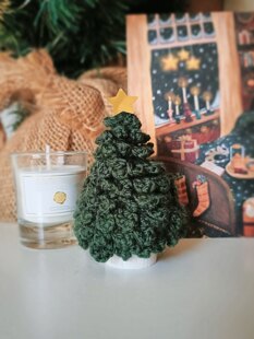 Ooh (tiny) Christmas tree