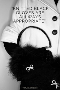 Black gloves - Margrethe