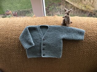 A little Noah Cardigan for Louis