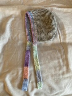Garter Stitch Baby Set - Bonnet