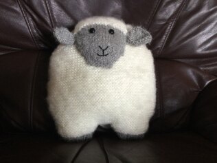 Sheep &amp; Pig Cushions