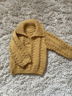 Baby sweater