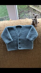 A little Noah Cardigan for Louis