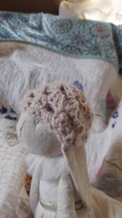 Small granny stitch hat for dolls