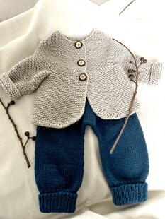Garter stitch baby cardigan