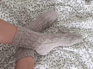 Cable socks