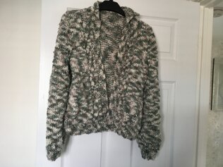 Ladies cardigan/jacket
