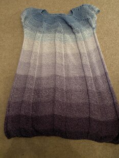 Ladies knitted vest