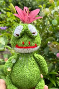 My new pattern Little Frog