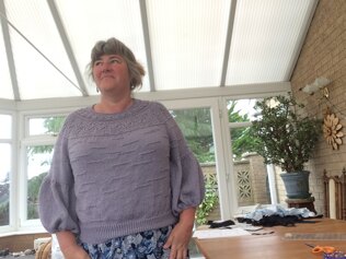Balloon sleeve jumper with patterned yoke