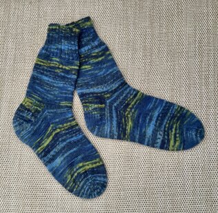 Simple stripey socks