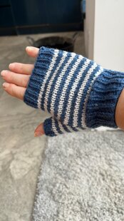 Fingerless Mittens