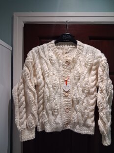Cardigan for Millie's 18🤞