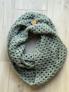 Granny Stitch Infinity Scarf
