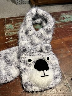 Koala scarf