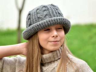 Winterberry Bucket Hat