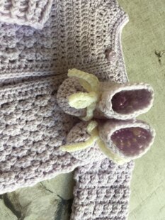 Baby Cardigan, hat &amp; Bootees