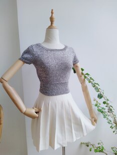 Cool Cropped top 3