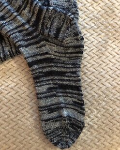 Men’s Mid-Calf Socks