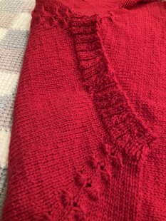 Short sleeve sweater