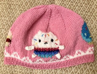 Large girls sweets cakey cat hat