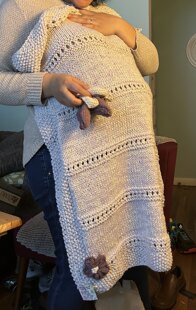 Baby quilt, hat, mittens and booties
