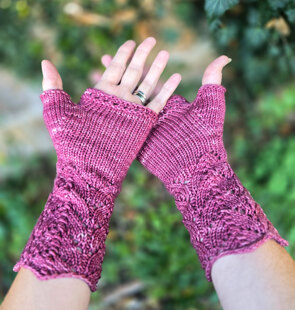 Sophisticate Mitts