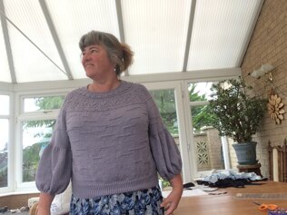 Balloon sleeve jumper with patterned yoke