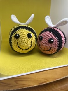 Sweet little bees 🐝